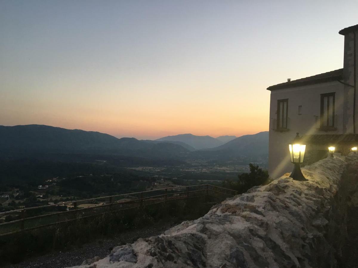 Palazzo Cestari Hotel Montesano sulla Marcellana Zewnętrze zdjęcie