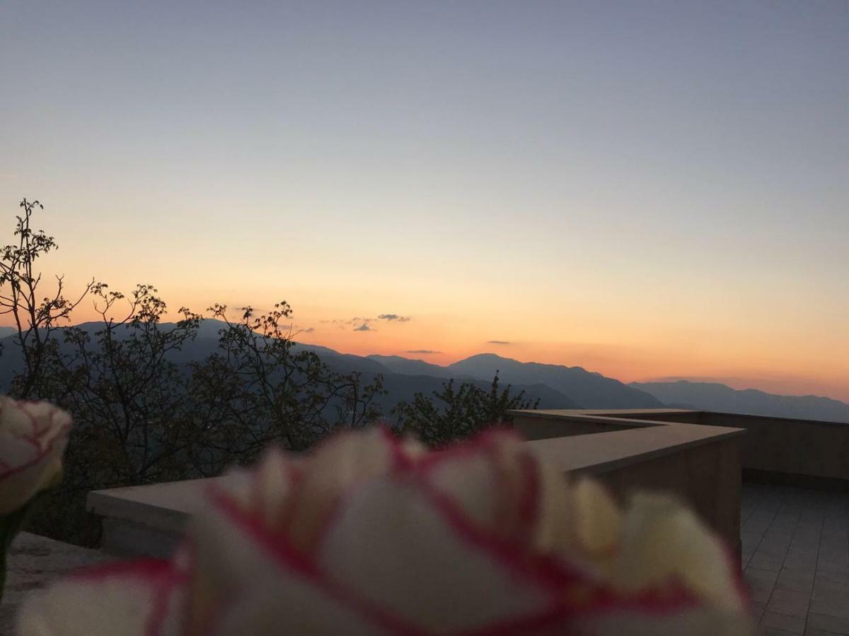 Palazzo Cestari Hotel Montesano sulla Marcellana Zewnętrze zdjęcie